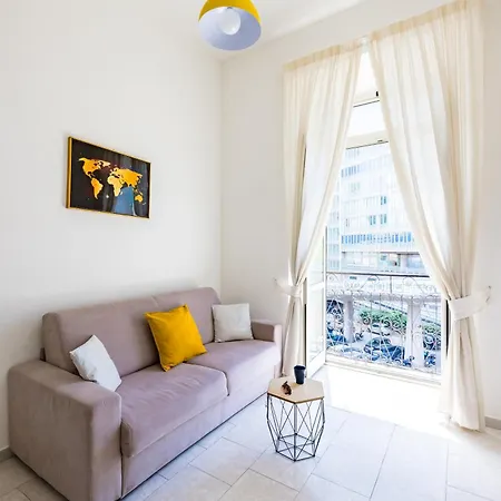 Urban Base Garibaldi By Napoliapartments *