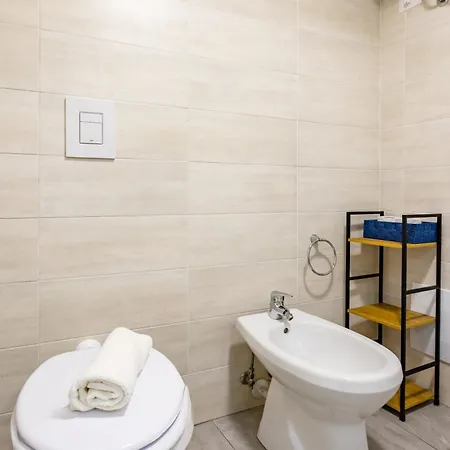 Urban Base Garibaldi By Napoliapartments