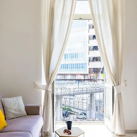 Urban Base Garibaldi By Napoliapartments شقة